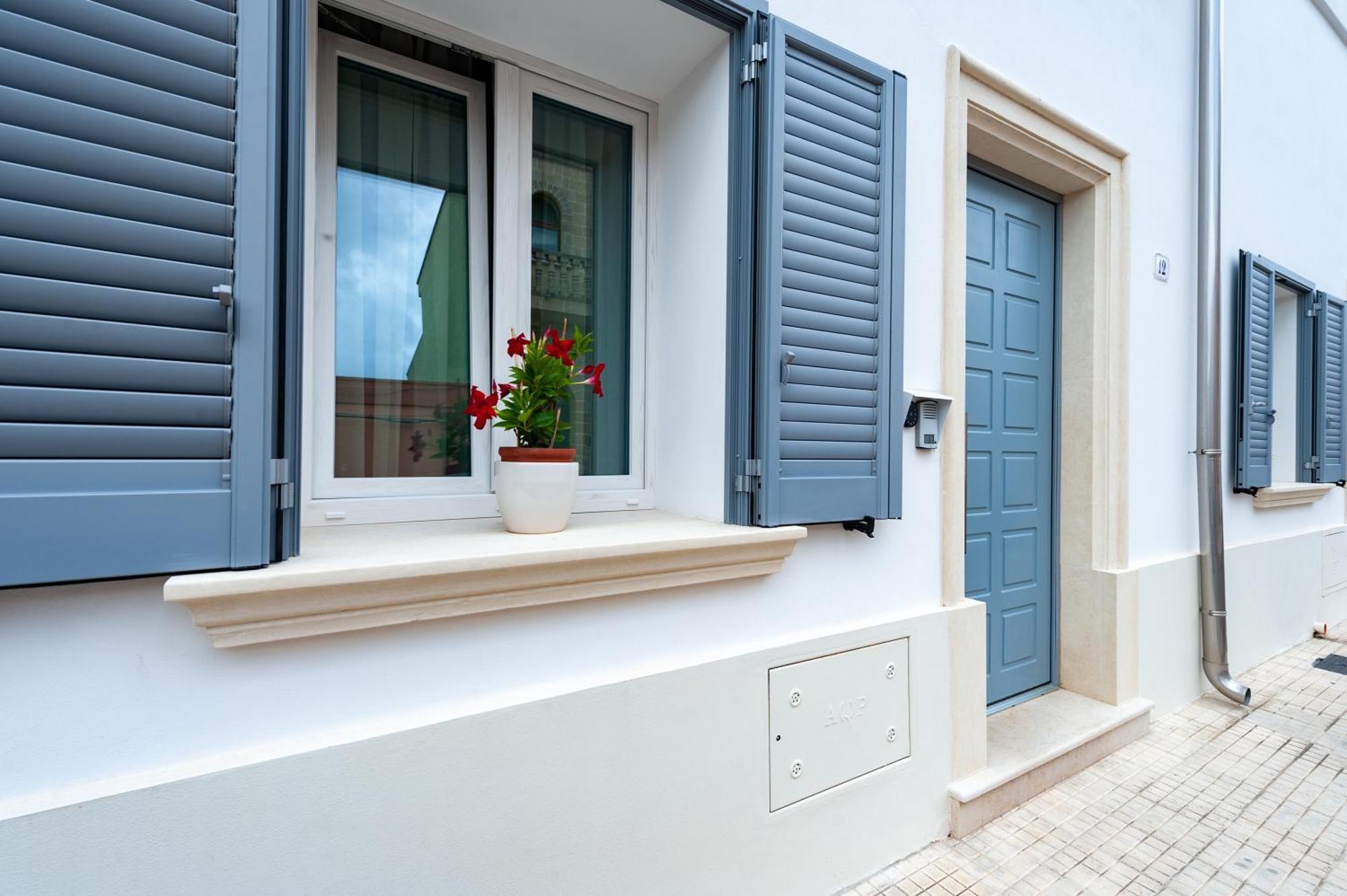 The Secret Door 12 Apartment Cellino San Marco Exterior foto